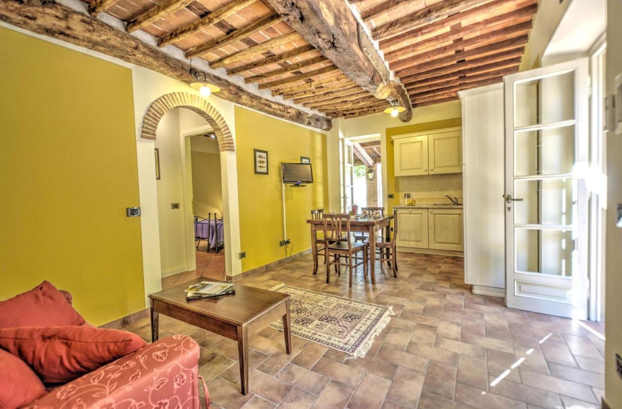 Lucca Cycling Holidays Il Tiglio エクステリア 写真